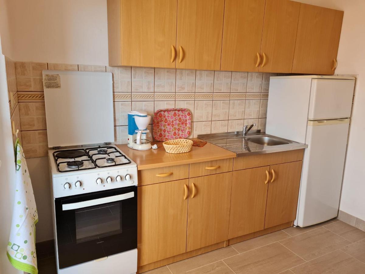 Apartments With A Parking Space Lun, Pag - 4062 Lun  Dış mekan fotoğraf